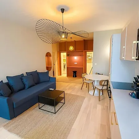 Central- Walk To Massena & * Ницца